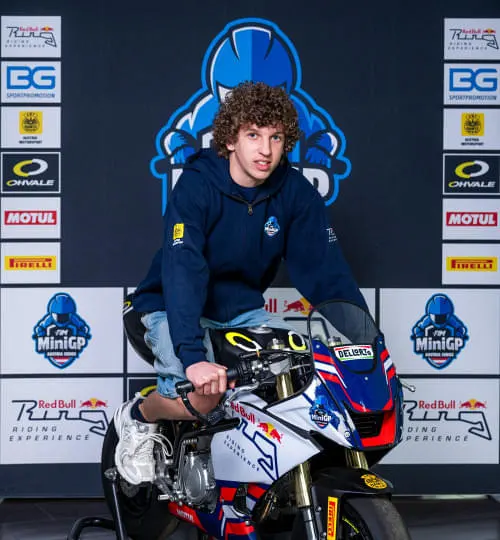 DOMINIK-KIRCHGATTERER